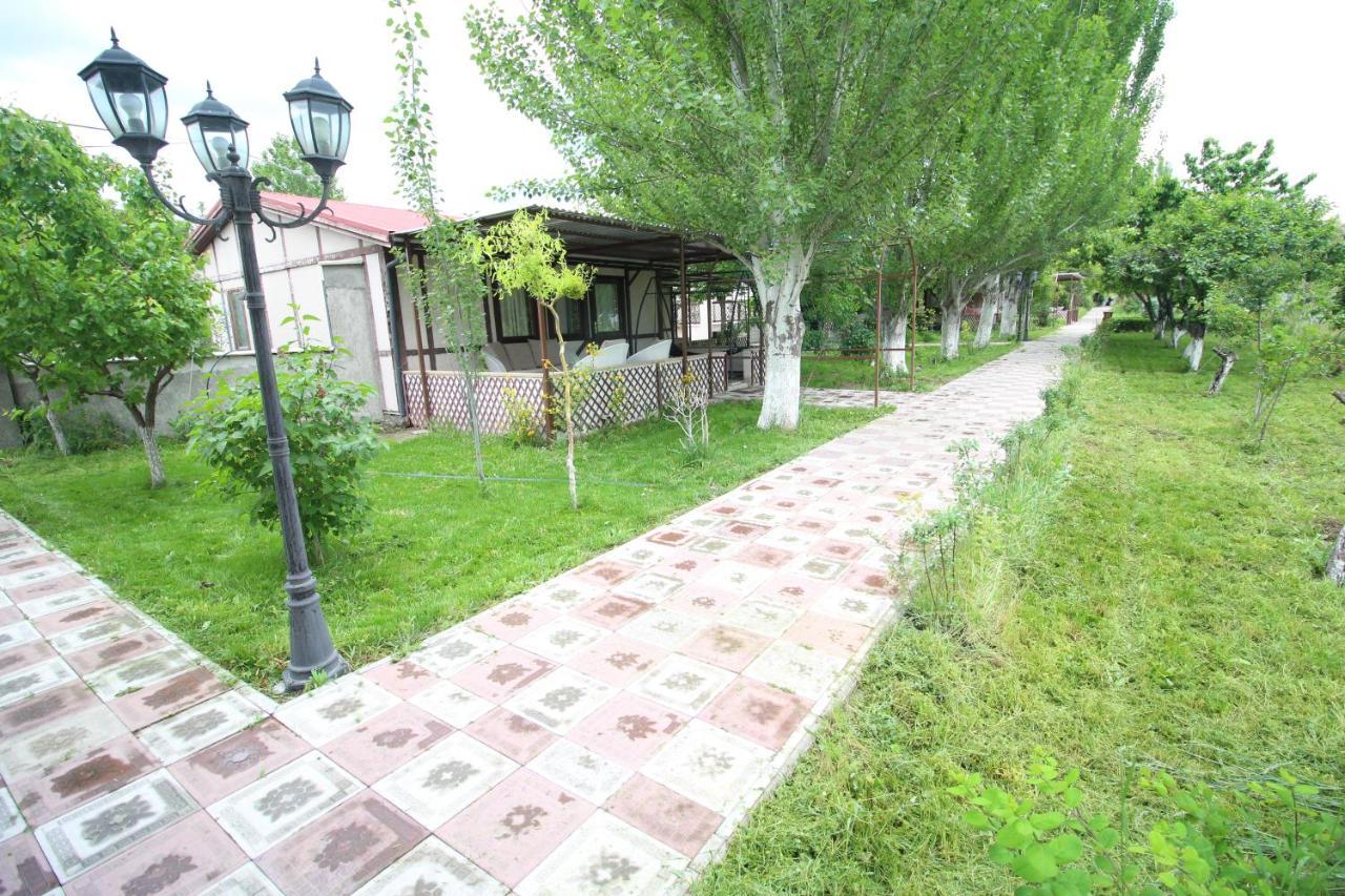 Cross Resort Hotel Yerevan Exterior photo