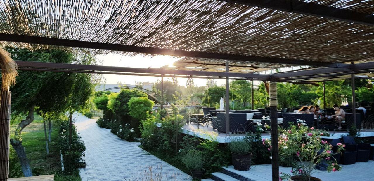 Cross Resort Hotel Yerevan Exterior photo